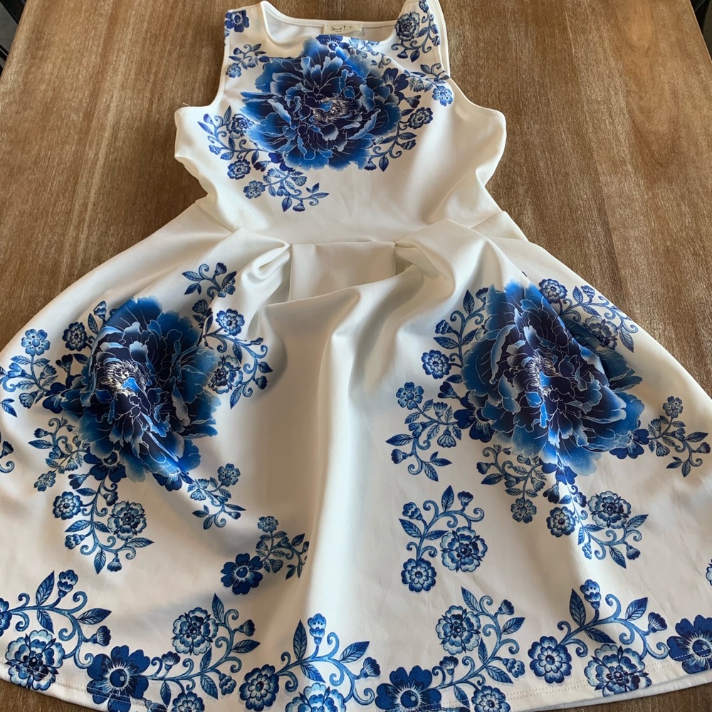 Love J flowery dress